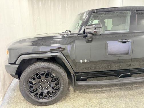 Black 2025 GMC HUMMER EV Pickup 2X