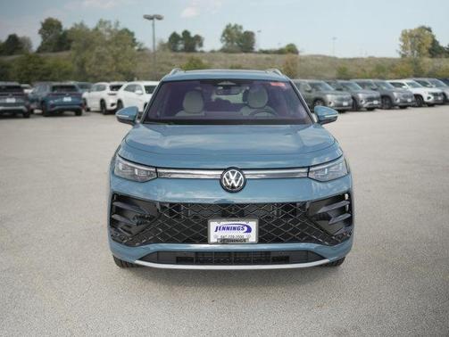 2025 Volkswagen Tiguan 2.0T SEL R-Line