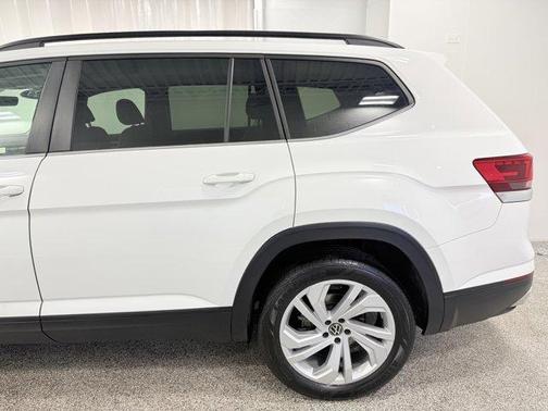2023 Volkswagen Atlas 3.6L SE w/Technology