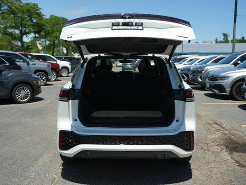 Opal White Pearl 2026 Volkswagen Tiguan 2.0T SE R-Line Black