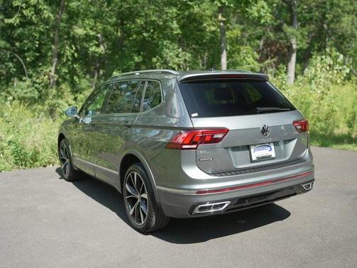 2022 Volkswagen Tiguan 2.0T SEL R-Line