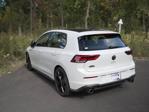 2024 Volkswagen Golf GTI 2.0T 380 S