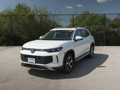 2025 Volkswagen Tiguan 2.0T SE
