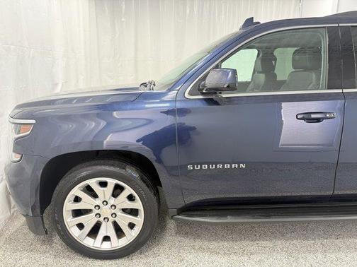 2020 Chevrolet Suburban LT