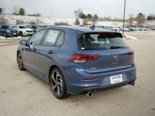 2026 Volkswagen Golf GTI SE