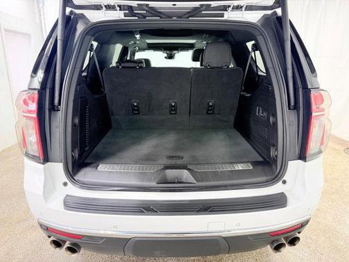 Summit White 2024 Chevrolet Suburban Premier