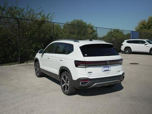 2025 Volkswagen Taos 1.5T SEL