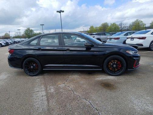 Deep Black Pearl Effect 2026 Volkswagen Jetta GLI 2.0T Autobahn