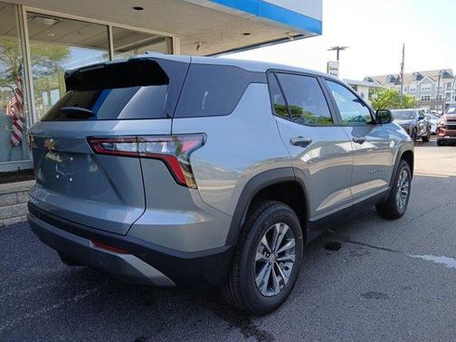 Sterling Gray Metallic 2026 Chevrolet Equinox LT