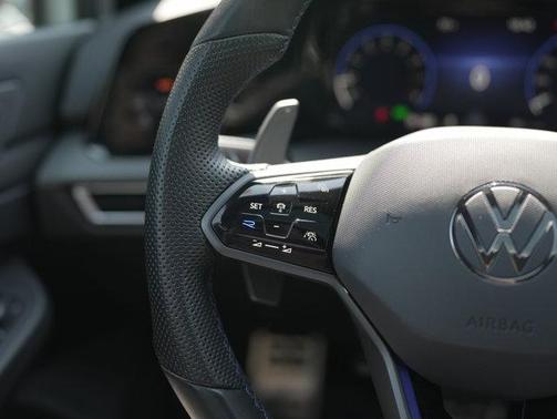 2024 Volkswagen Golf R 2.0T
