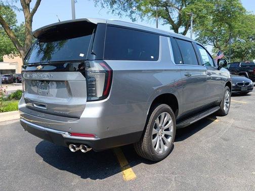2025 Chevrolet Suburban Premier