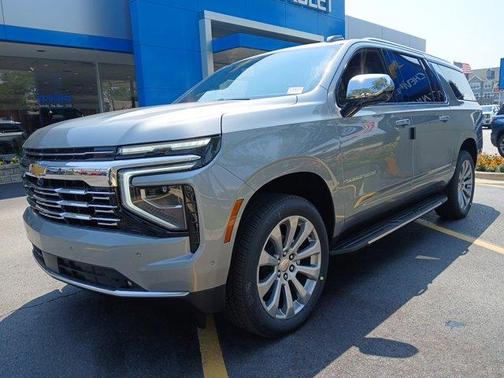 2025 Chevrolet Suburban Premier