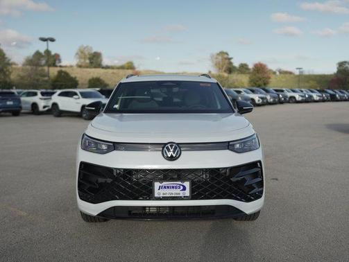 2025 Volkswagen Tiguan 2.0T SE R-Line Black