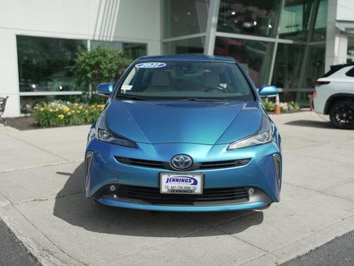2021 Toyota Prius XLE