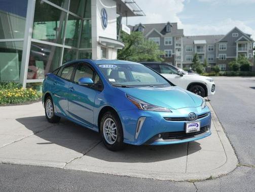 2021 Toyota Prius XLE