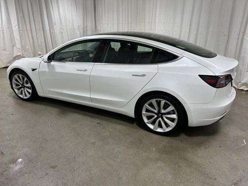 2020 Tesla Model 3 Long Range