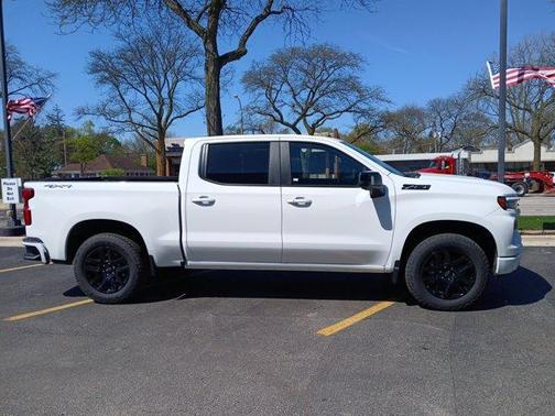 Summit White 2026 Chevrolet Silverado 1500 RST