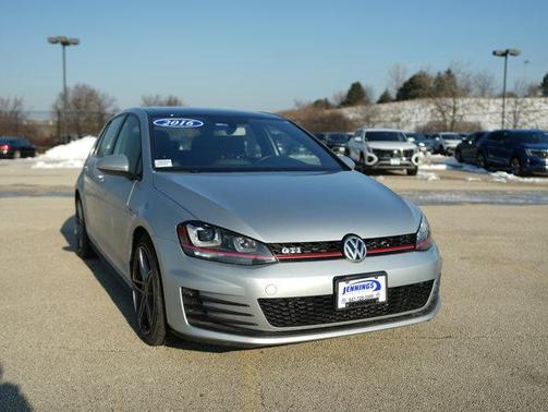 2016 Volkswagen Golf GTI 