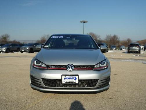 2016 Volkswagen Golf GTI SE