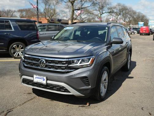 2022 Volkswagen Atlas 3.6L SE w/Technology