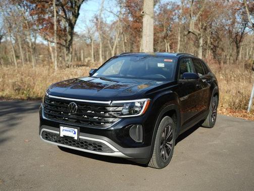 2026 Volkswagen Atlas Cross Sport 2.0T SE