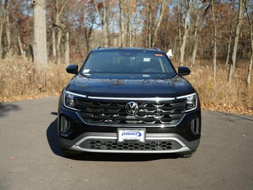 2026 Volkswagen Atlas Cross Sport 2.0T SE