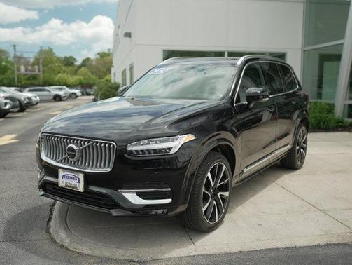 2024 Volvo XC90 B6 Ultimate Bright Theme 7-Seater