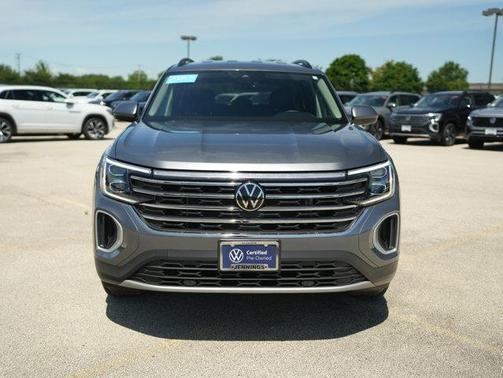 Platinum Gray Metallic 2024 Volkswagen Atlas 2.0T SE