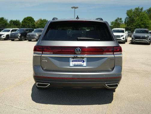 Platinum Gray Metallic 2024 Volkswagen Atlas 2.0T SE