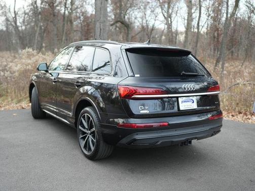 2021 Audi Q7 55 Premium Plus
