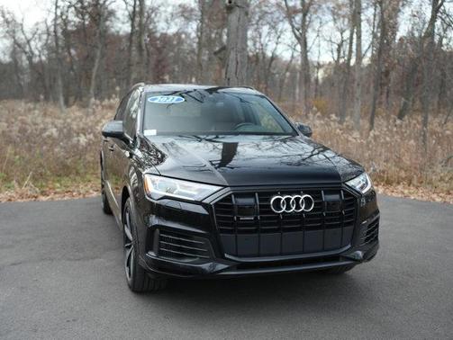 2021 Audi Q7 55 Premium Plus