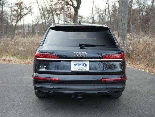 2021 Audi Q7 55 Premium Plus