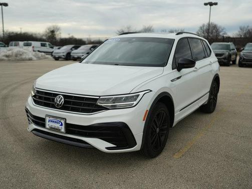 2022 Volkswagen Tiguan 2.0T SE R-Line Black