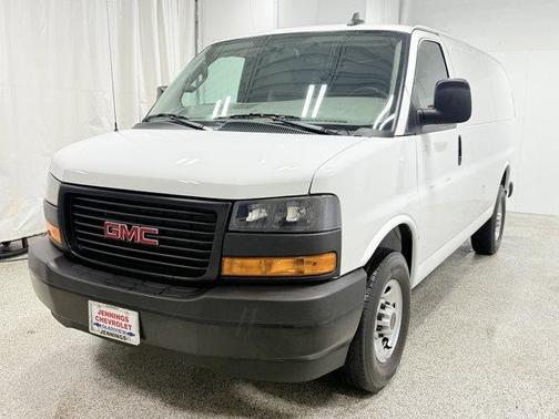 2023 GMC Savana 2500 Work Van