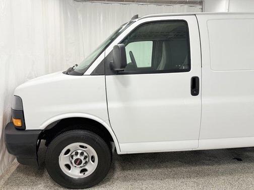 2023 GMC Savana 2500 Work Van
