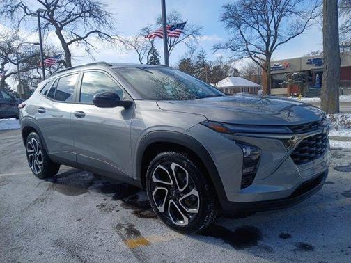 Sterling Gray Metallic 2026 Chevrolet Trax 2RS