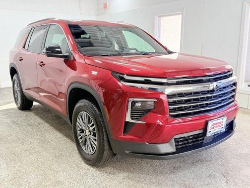 2024 Chevrolet Traverse LT