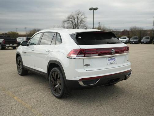 2026 Volkswagen Atlas Cross Sport 2.0T SE