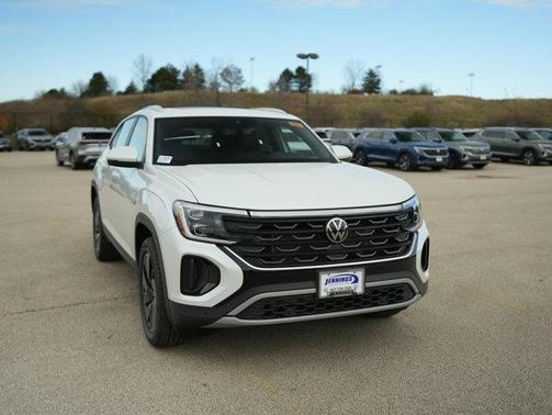 2026 Volkswagen Atlas Cross Sport 2.0T SE