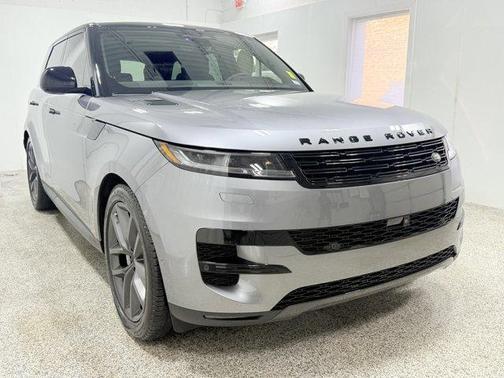 2025 Land Rover Range Rover Sport P360 SE