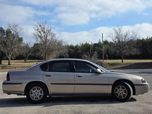 2002 Chevrolet Impala Base