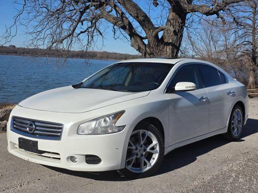 2014 Nissan Maxima SV