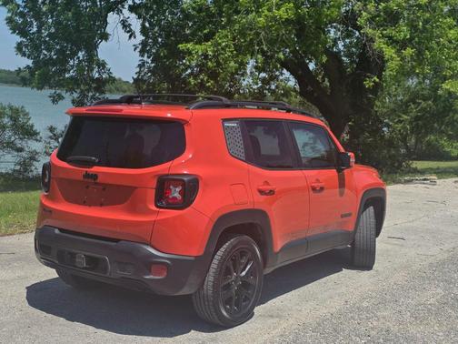 Omaha Orange 2017 Jeep Renegade Altitude