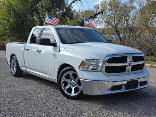 2016 RAM 1500 SLT