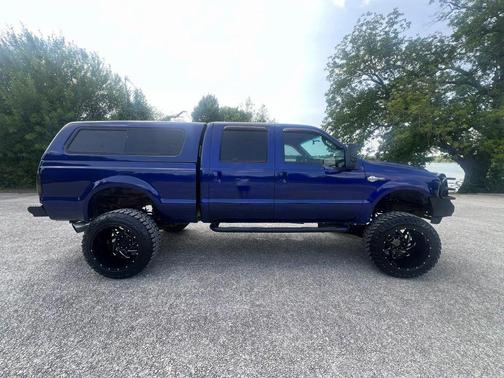 Blue 2006 Ford F-250 King Ranch