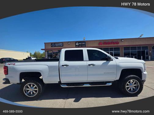 2018 Chevrolet Silverado 1500 Custom