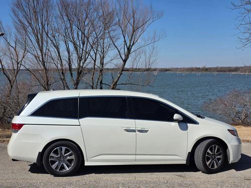 2016 Honda Odyssey Touring Elite