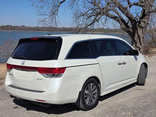 2016 Honda Odyssey Touring Elite