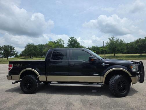 Tuxedo Black Metallic 2014 Ford F-150 King Ranch