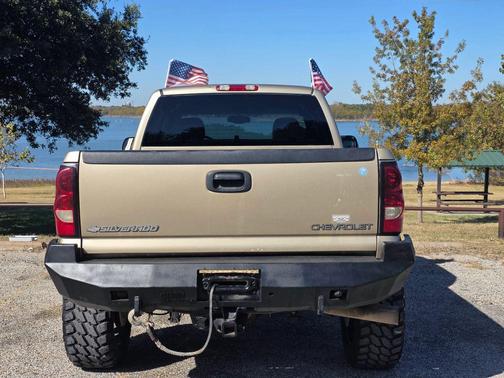 2004 Chevrolet Silverado 2500 LT H/D Extended Cab